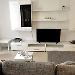 Apartments Losotovi Vrboska